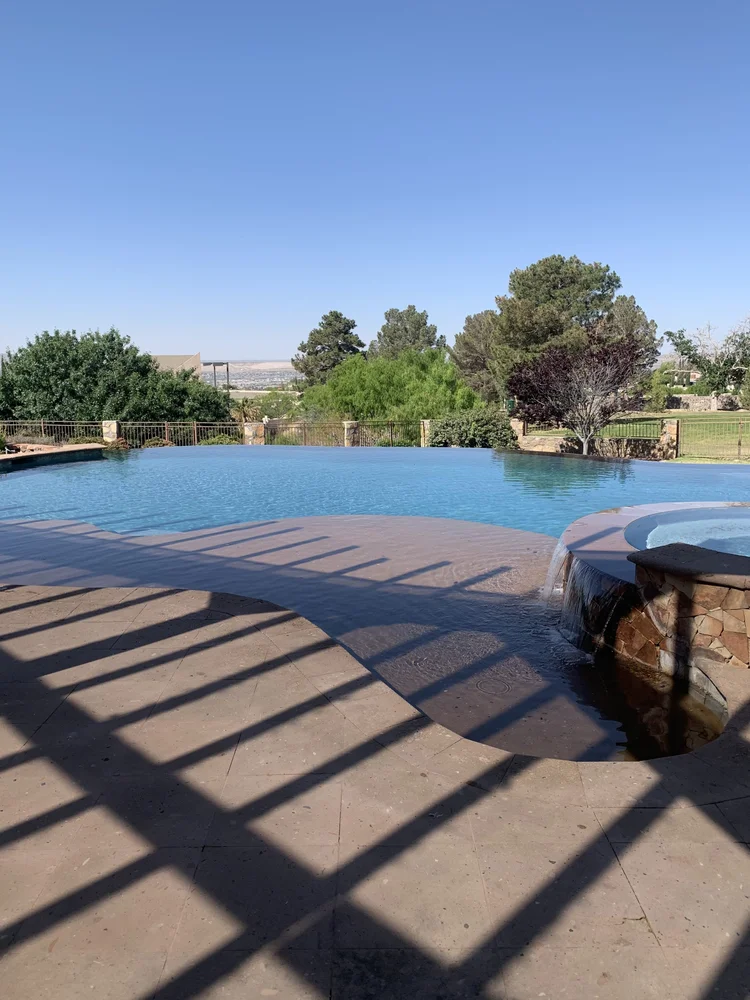Infinity Edge Pool & Spa